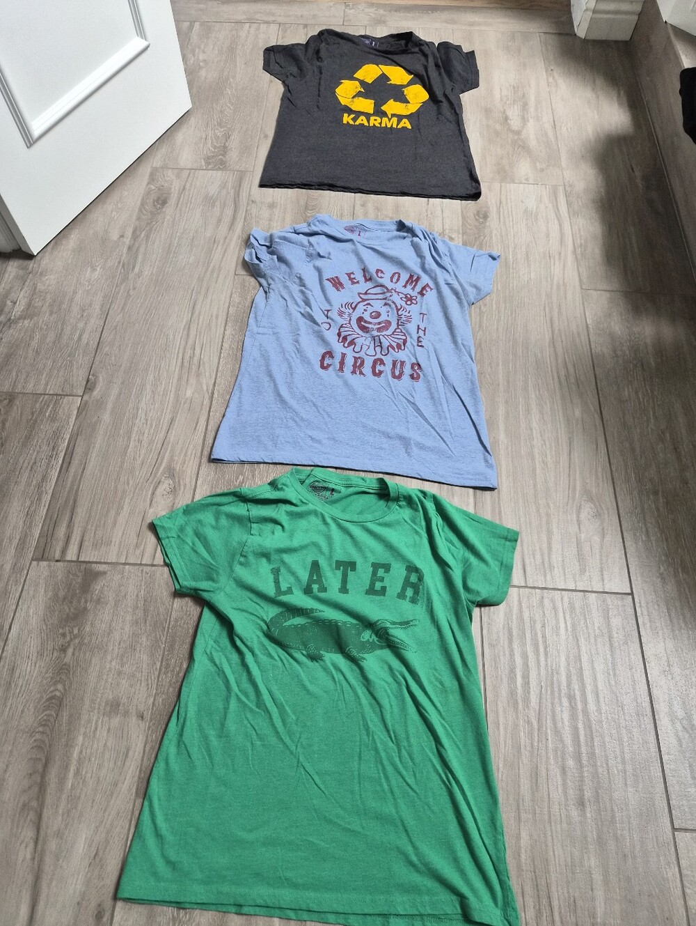 3 Womens Graphic Tees